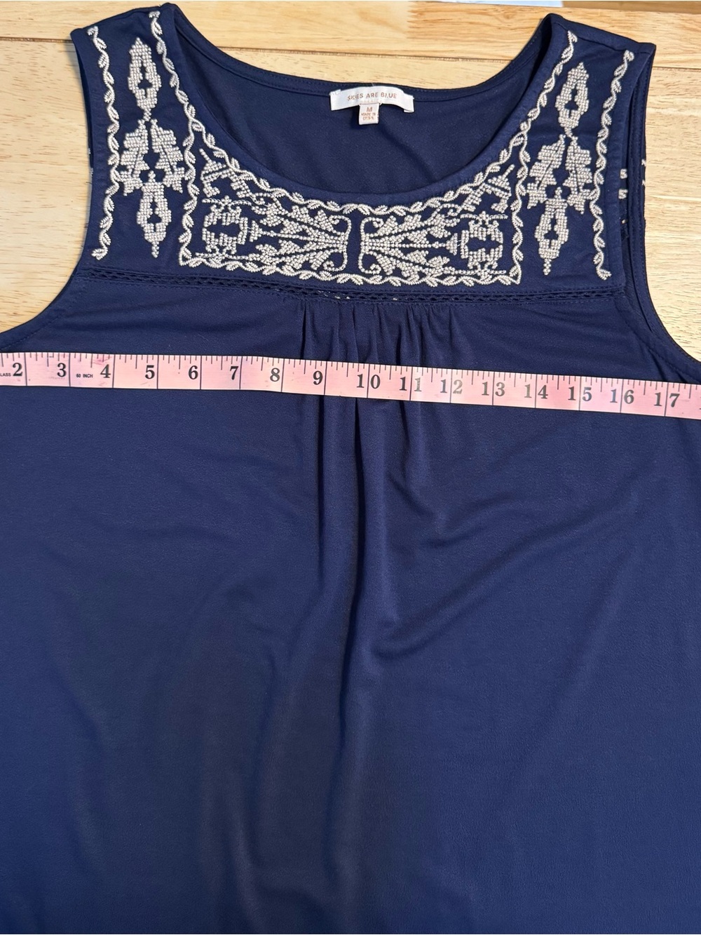 Skies Are Blue Traleven Embroidered Yoke Knit Top Navy Medium - Picture 6 of 7